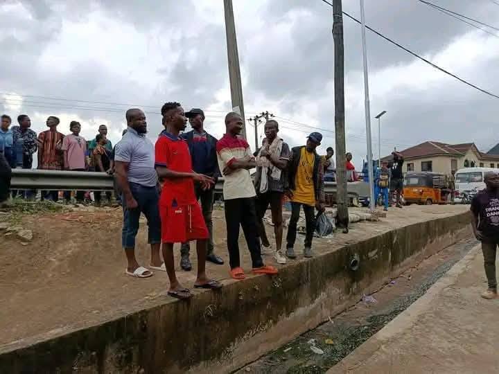 a4_1747247790 a4_1747247790