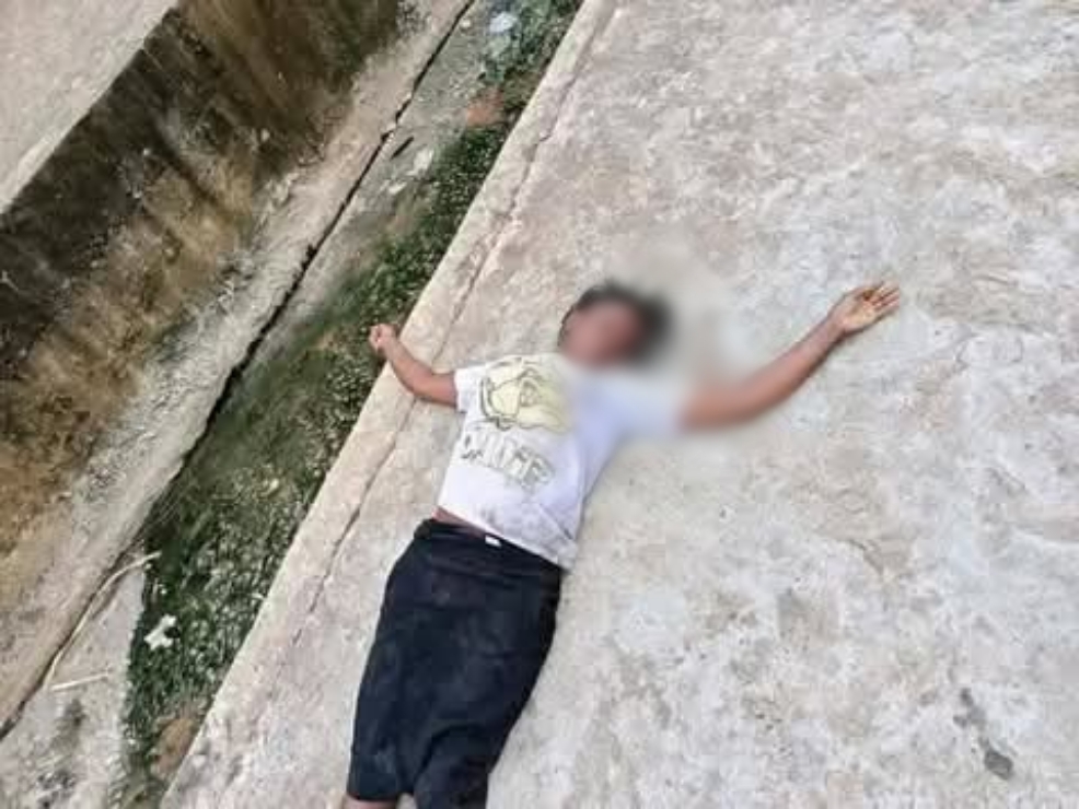 Wating dey Cox this one reach the level when one woman wan kpai herself just like that. Na economy hardship abi what dey Cox this wahala again?