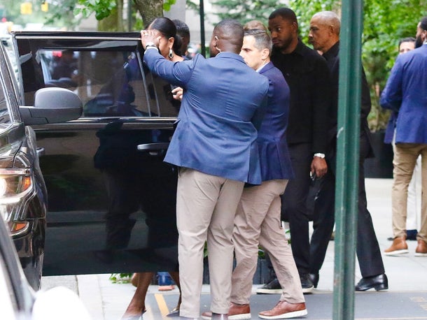 Obama and Him Wife Michelle Show Face Together for NYC After Michelle Talk Say She Dey Do Therapy Because of Divorce Gist (Photos)