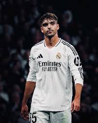 One Real Madrid person don Las Las talk em mind ontop matter when shele for him head o.. na the full tory bdix….