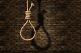 Anambra State Police Command don start investigation afta dem find one dead body wey hang for mango tree for Amichi, Nnewi South Local Government Area of di state.