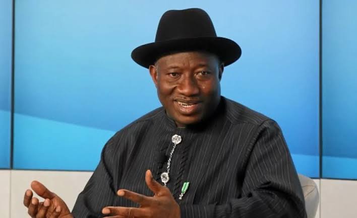 No Law Bin Dey To Protect Nigerians When Dem Discover Oil – Goodluck Jonathan