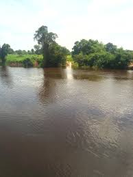 Man drown as im dey do spiritual bath for client inside Enugu river