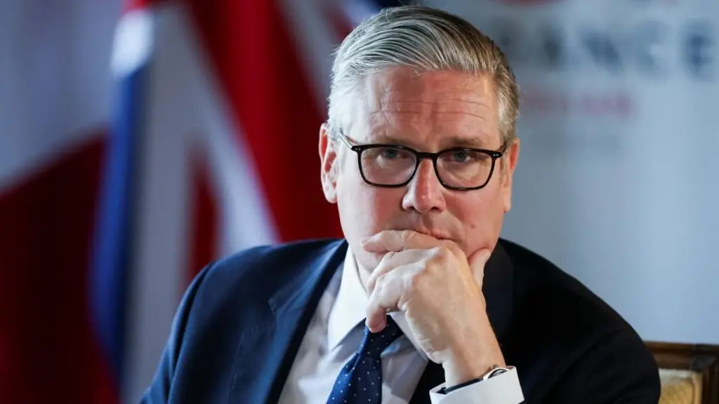 Keir Starmer Announces He Will Step Down as Labour Party Leader