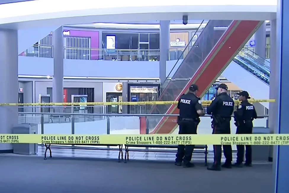 man dies in freak accident after falling from a escalator at a shopping mall