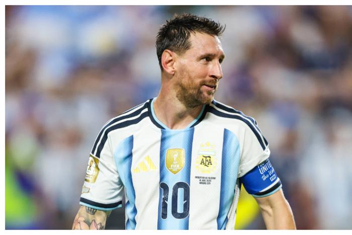Messi Jokes About Rough Treatment After Argentina’s World Cup Victory Over Cape Verde